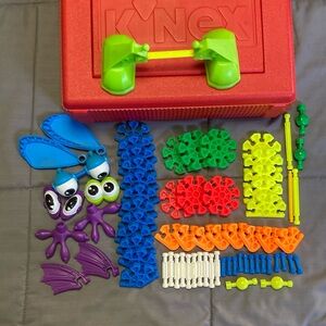 KNEX set with case